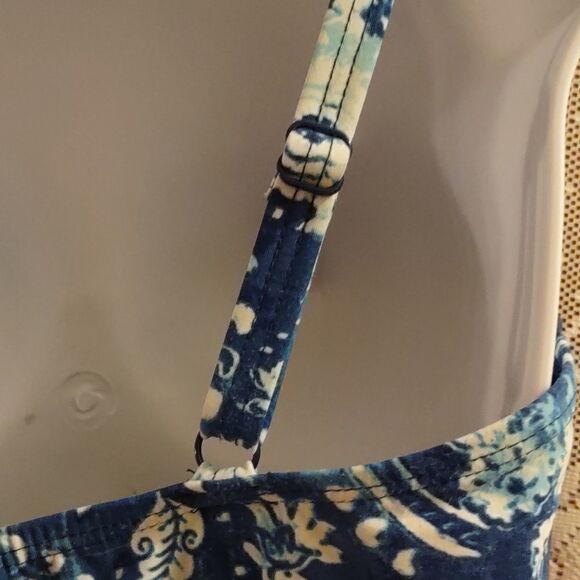 Niptuck, size 10, blue white floral swimsuit adjustable strap shirred molded cup - Picture 5 of 8